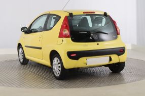 Peugeot 107 - 2006