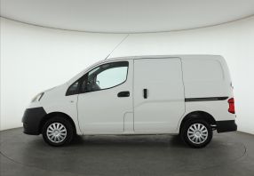 Nissan NV200 - 2015