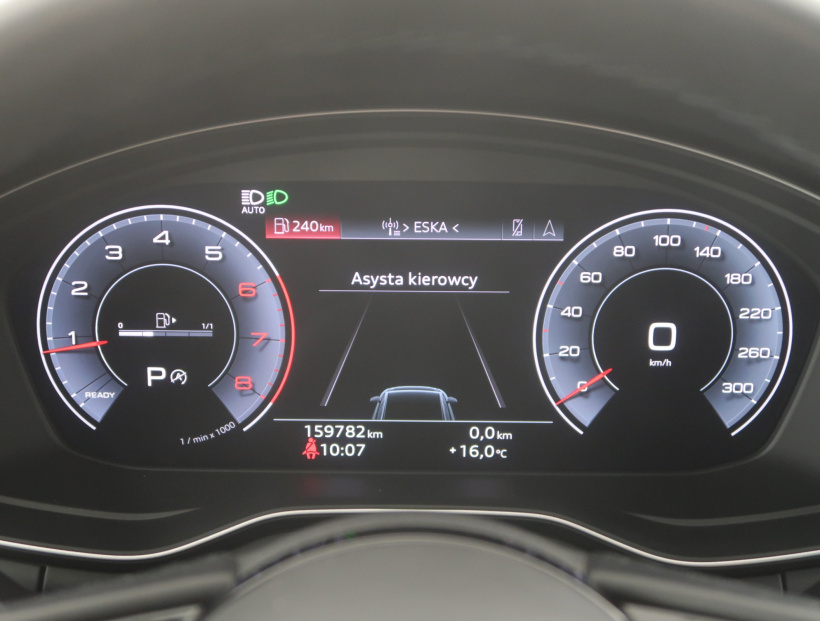 Audi A4, 2021