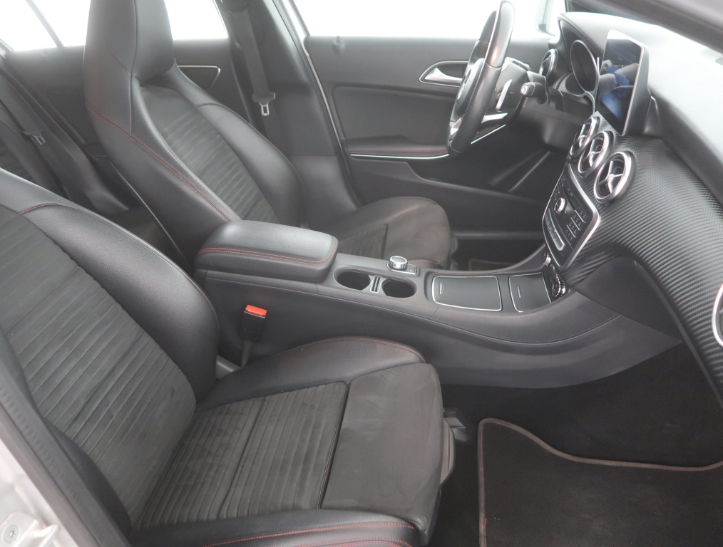 Mercedes-Benz A