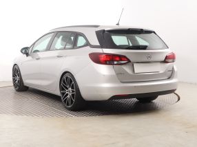 Opel Astra - 2017