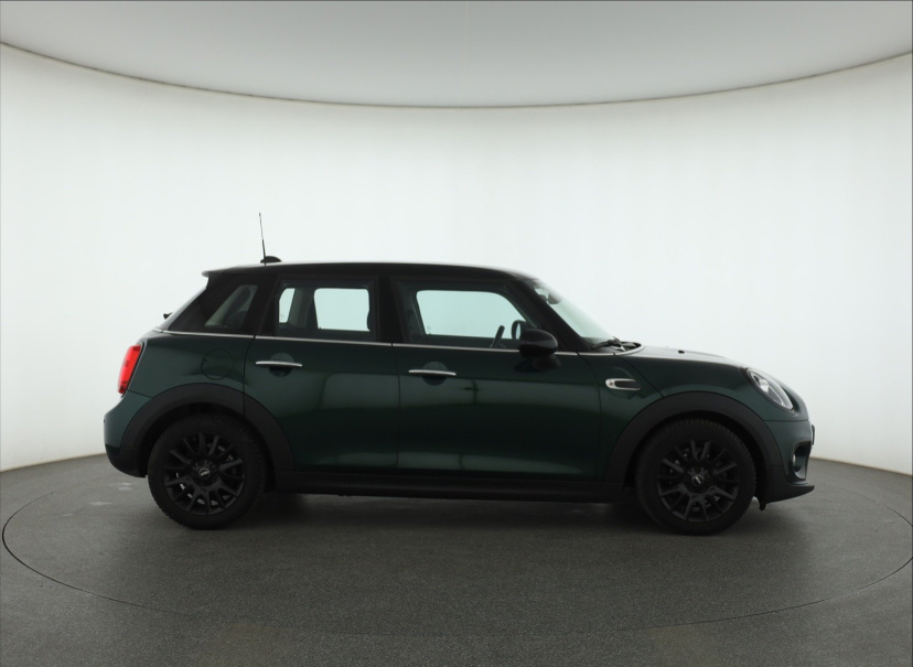 MINI 5-door, 2019