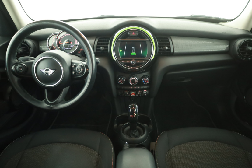 MINI 5-door, 2019