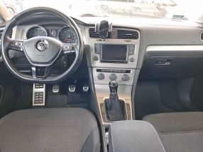 Volkswagen Golf - 2015