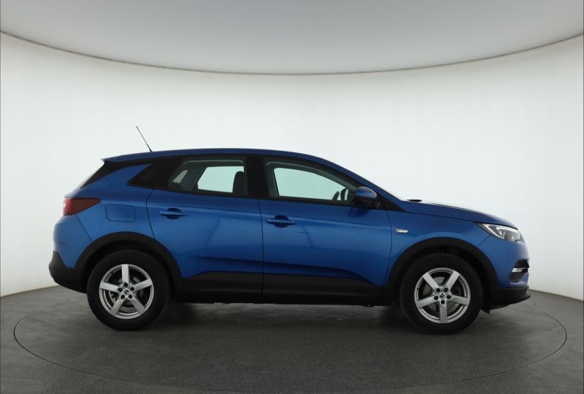 Opel Grandland, 2019
