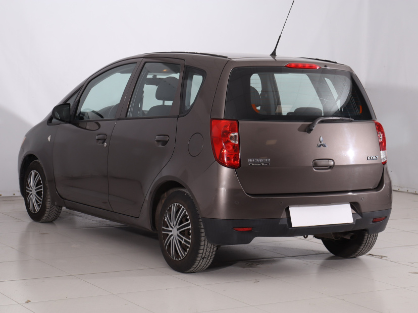 Mitsubishi Colt, 2011