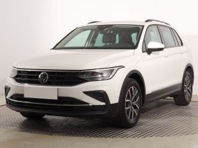 Volkswagen Tiguan - 2020