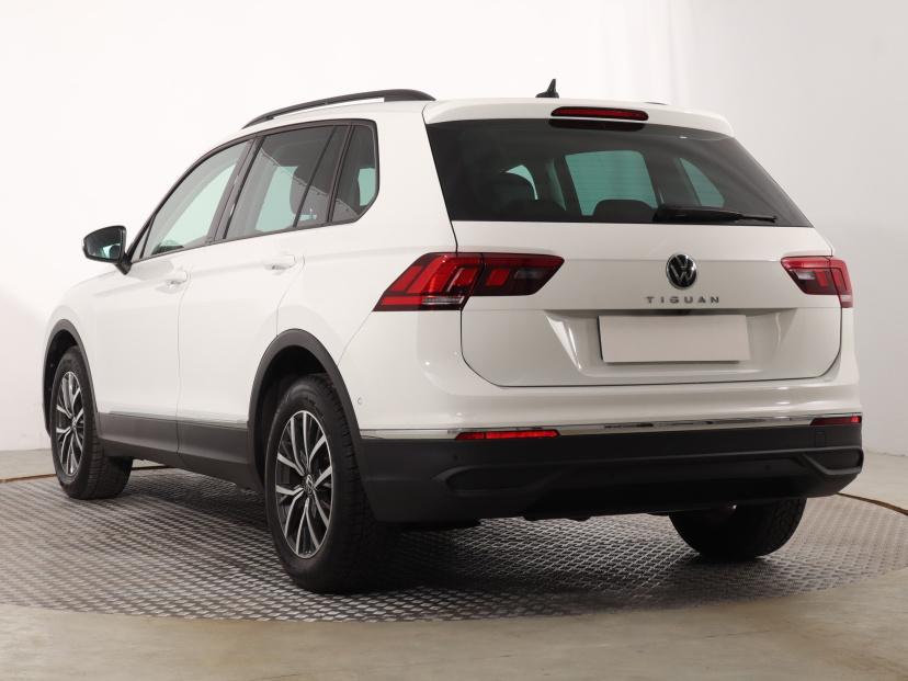 Volkswagen Tiguan, 2020