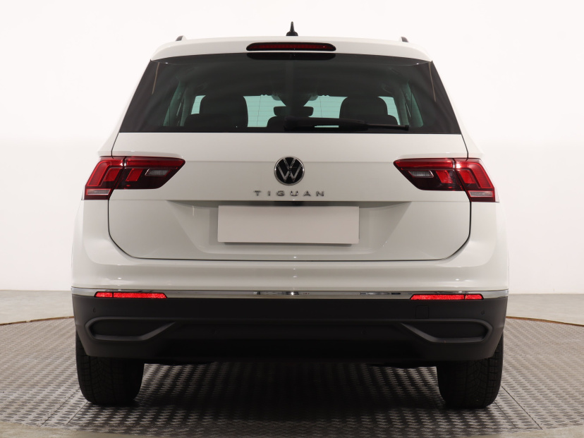 Volkswagen Tiguan, 2020
