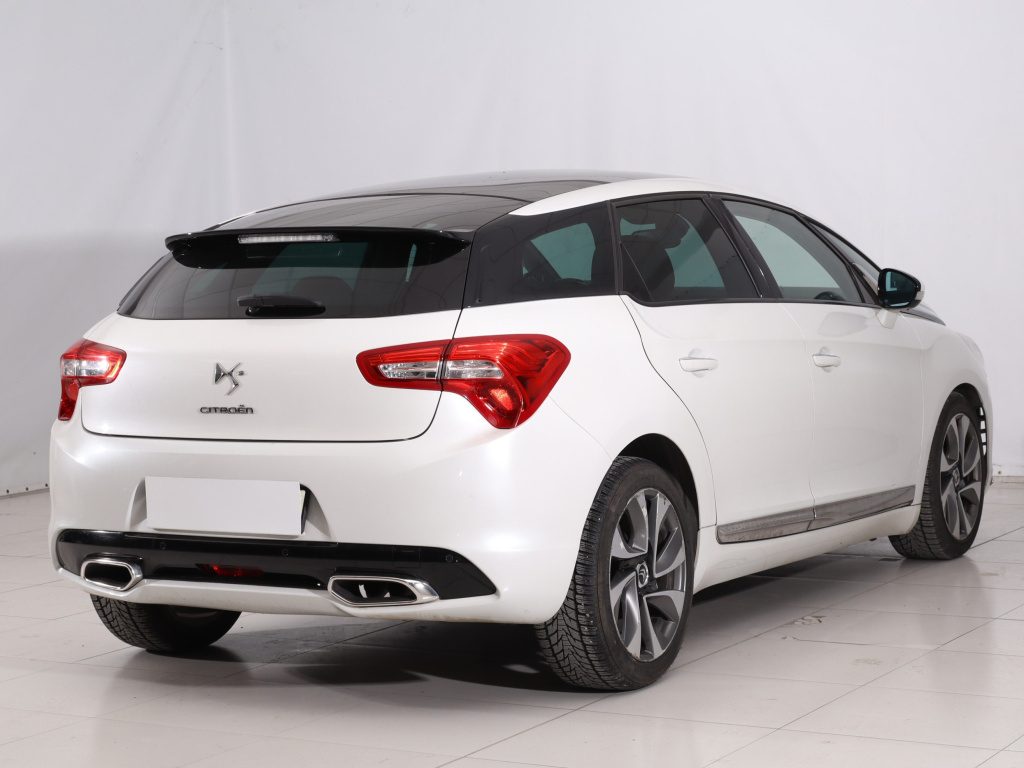 Citroen DS5