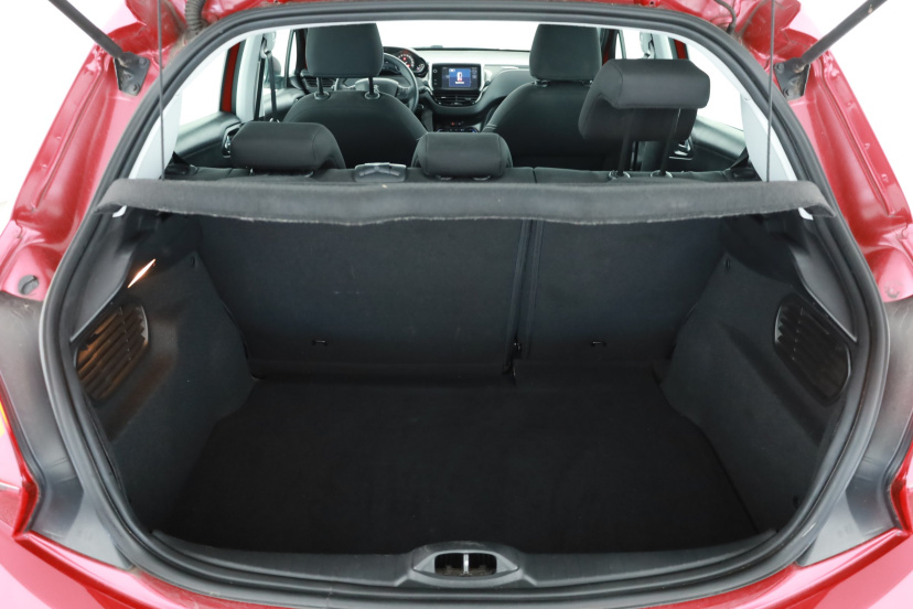 Peugeot 208, 2016