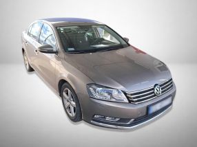 Volkswagen Passat - 2014