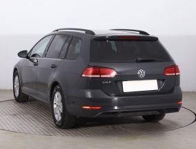 Volkswagen Golf - 2020