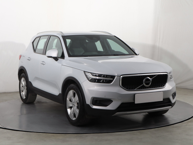 Volvo XC40 2021