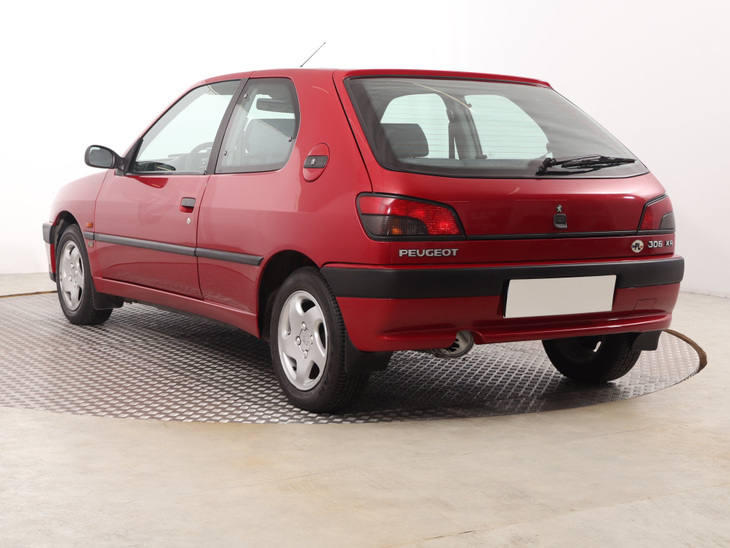 Peugeot 306