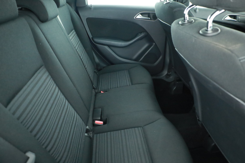Mercedes-Benz B, 2012