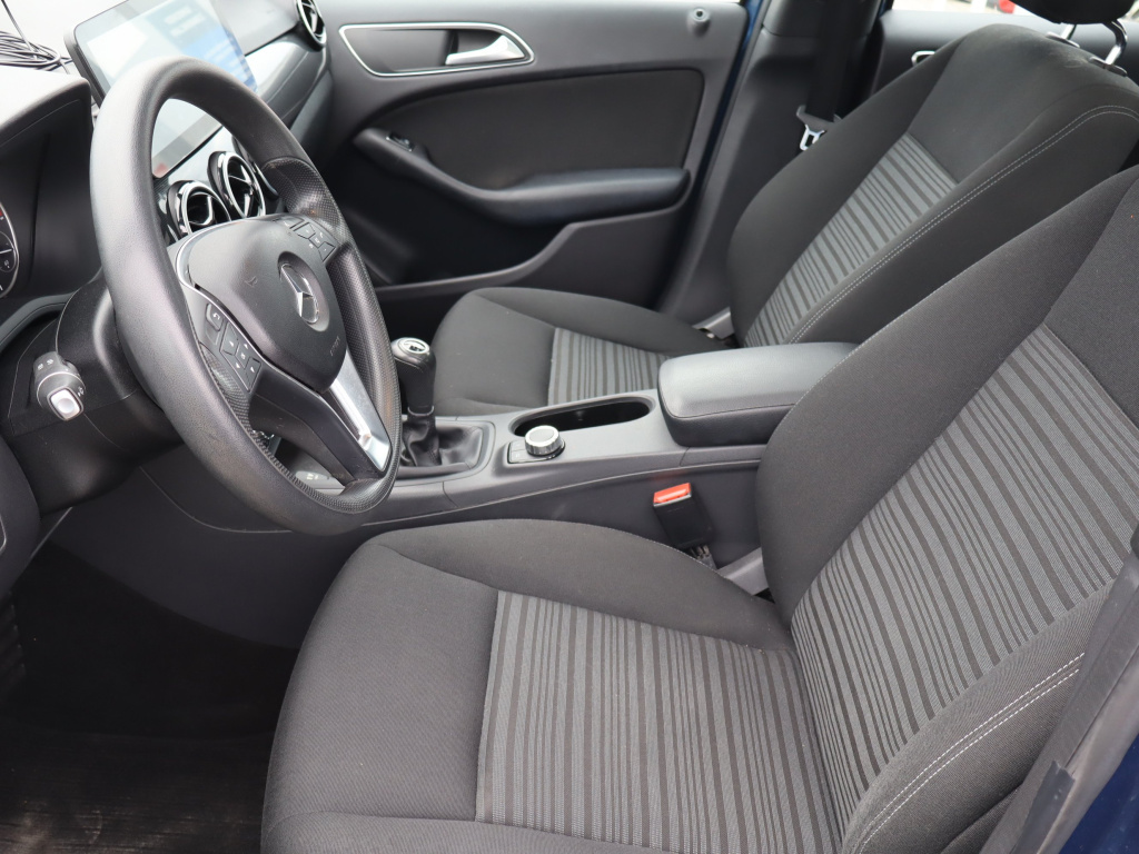 Mercedes-Benz B