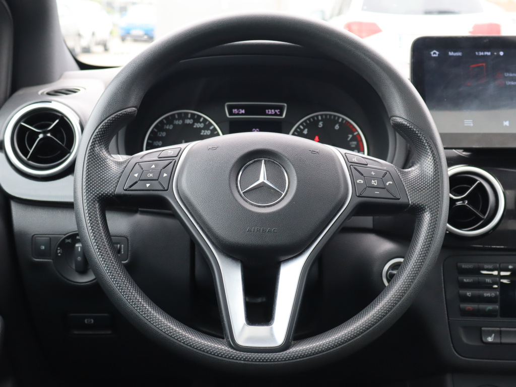 Mercedes-Benz B