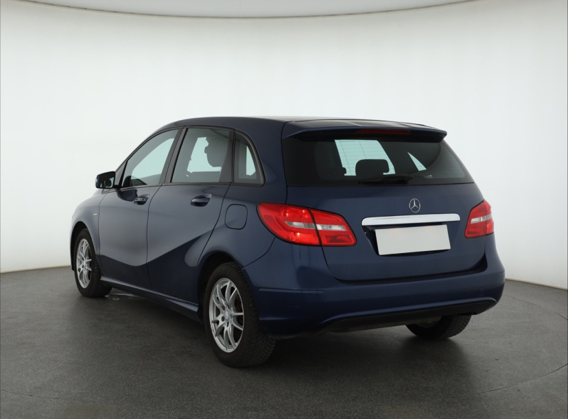 Mercedes-Benz B, 2012