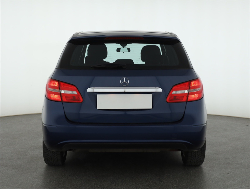 Mercedes-Benz B, 2012