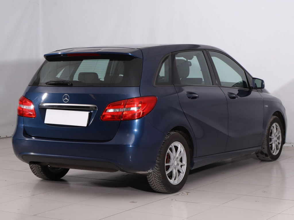 Mercedes-Benz B