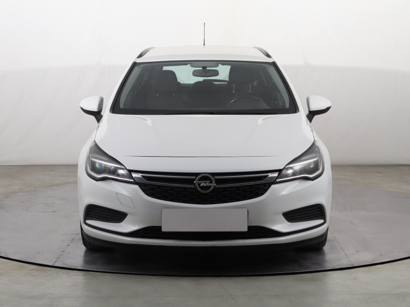 Opel Astra, 2018