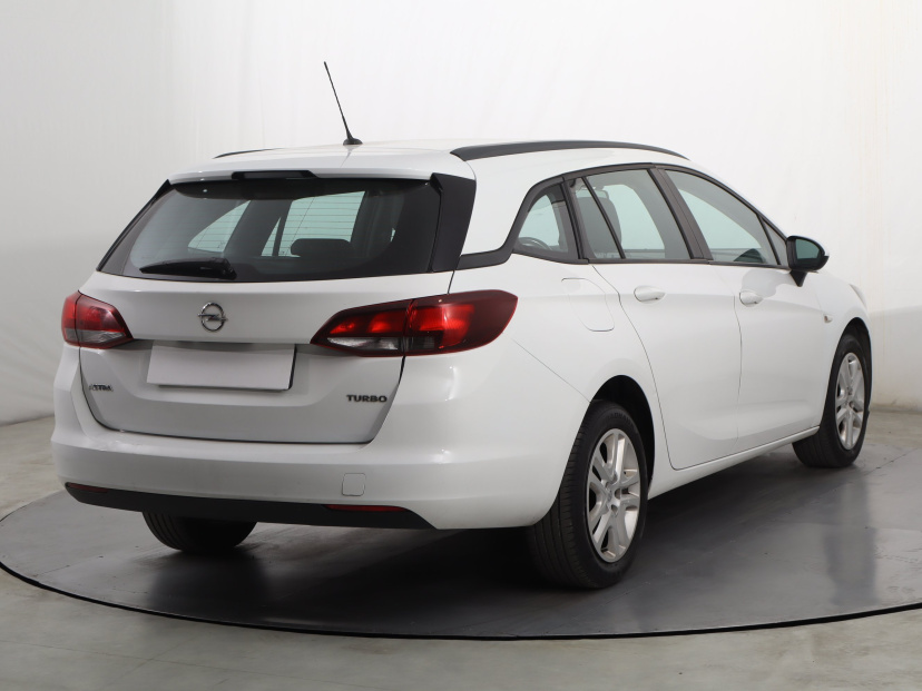 Opel Astra, 2018