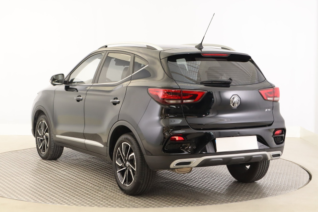 MG ZS SUV