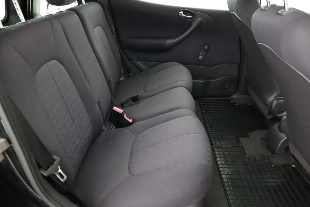 Mercedes-Benz A