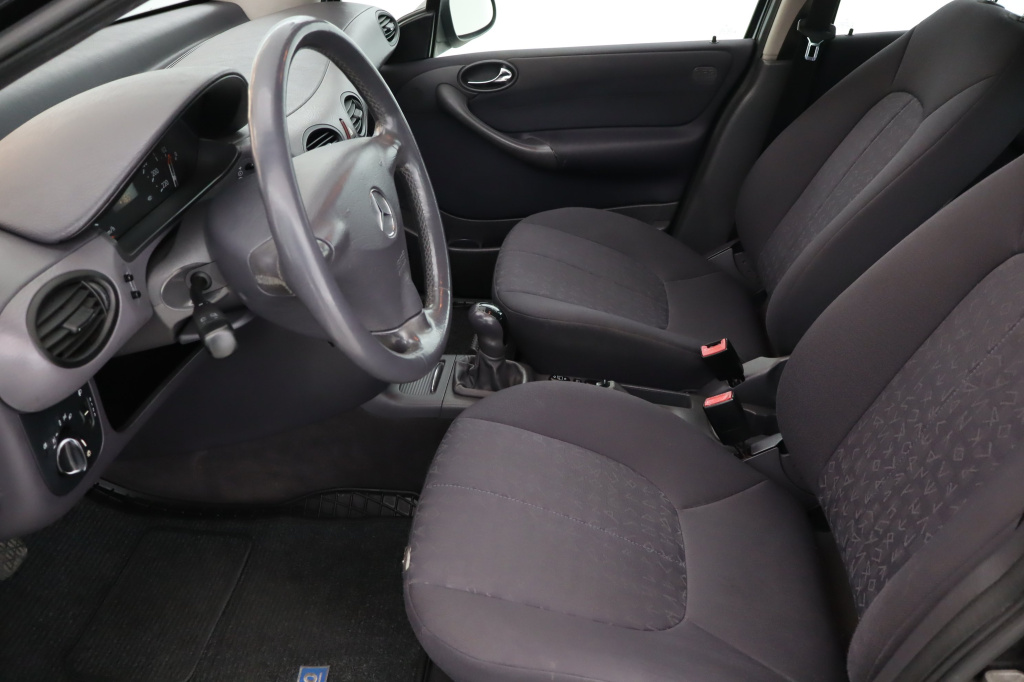 Mercedes-Benz A