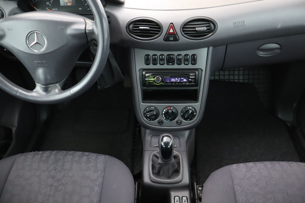 Mercedes-Benz A