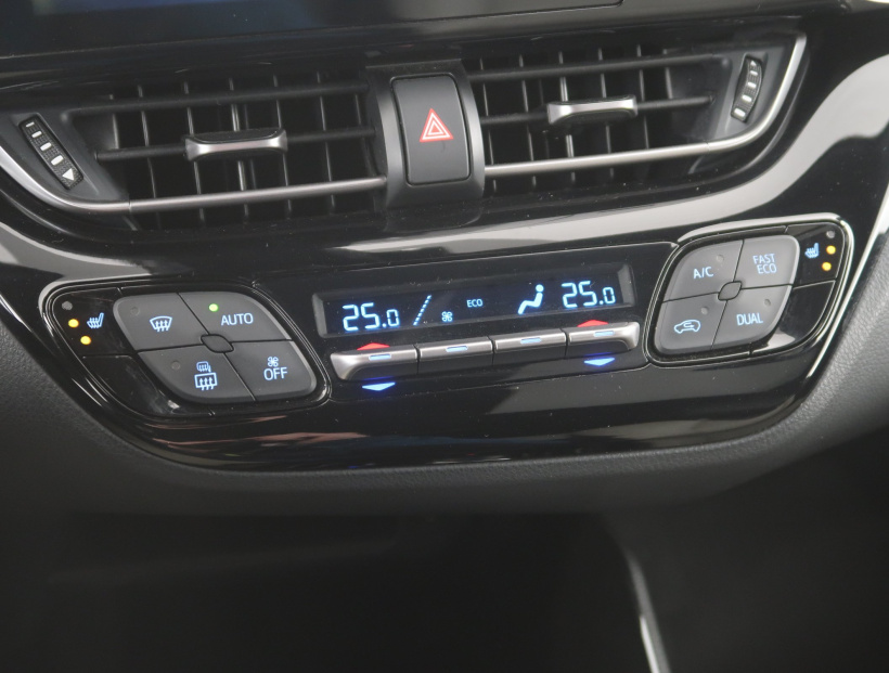 Toyota C-HR, 2018