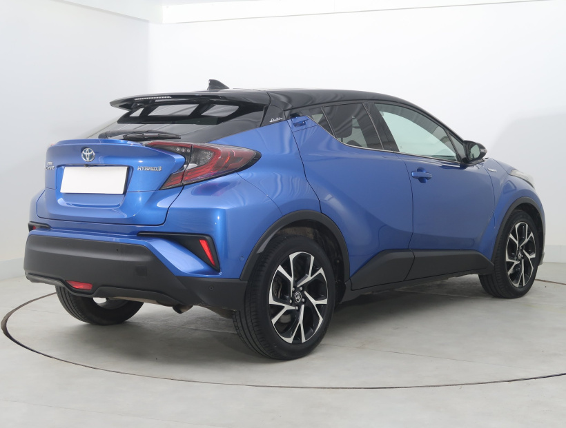 Toyota C-HR, 2018