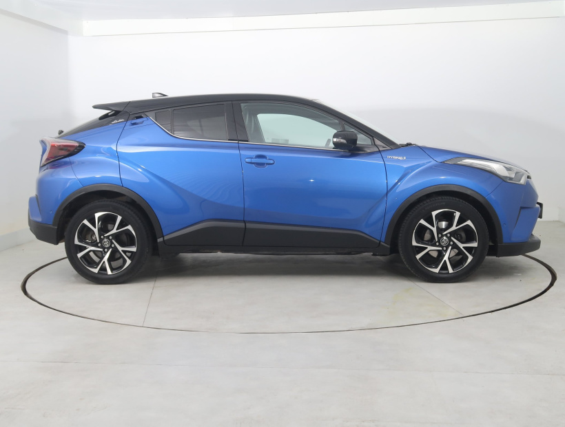 Toyota C-HR, 2018