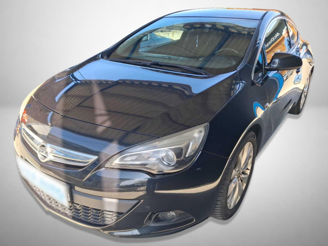 Opel Astra 2012