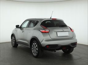 Nissan Juke - 2015