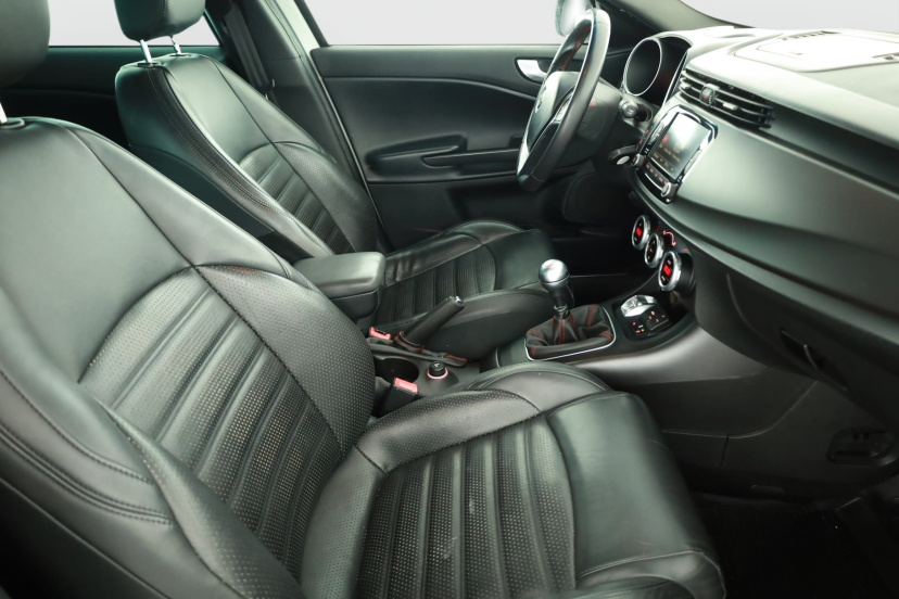 Alfa Romeo Giulietta, 2015