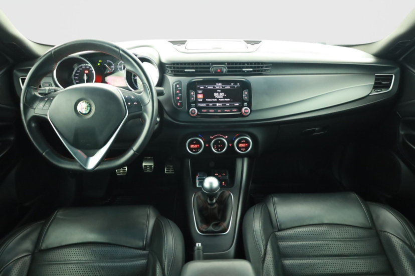 Alfa Romeo Giulietta, 2015