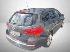 Opel Astra - 2013