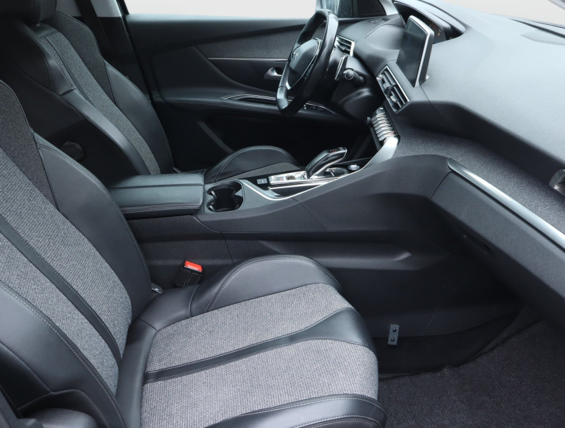 Peugeot 3008, 2020