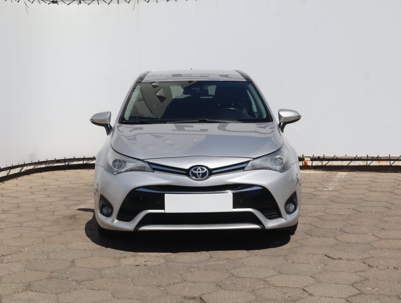 Toyota Avensis, 2019