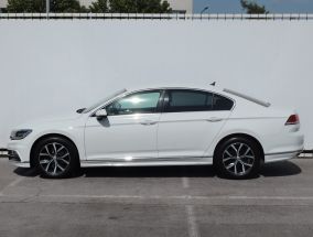 Volkswagen Passat - 2017