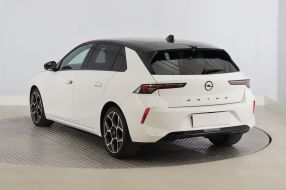 Opel Astra - 2023