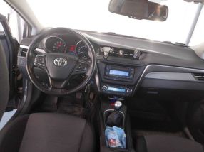 Toyota Avensis - 2016