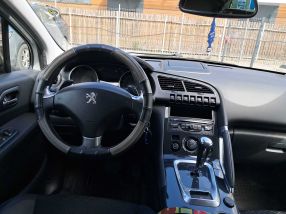 Peugeot 3008 - 2014