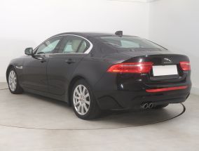 Jaguar XE - 2016