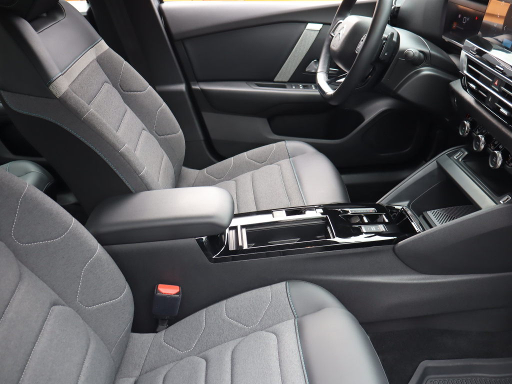 Citroen C4 X