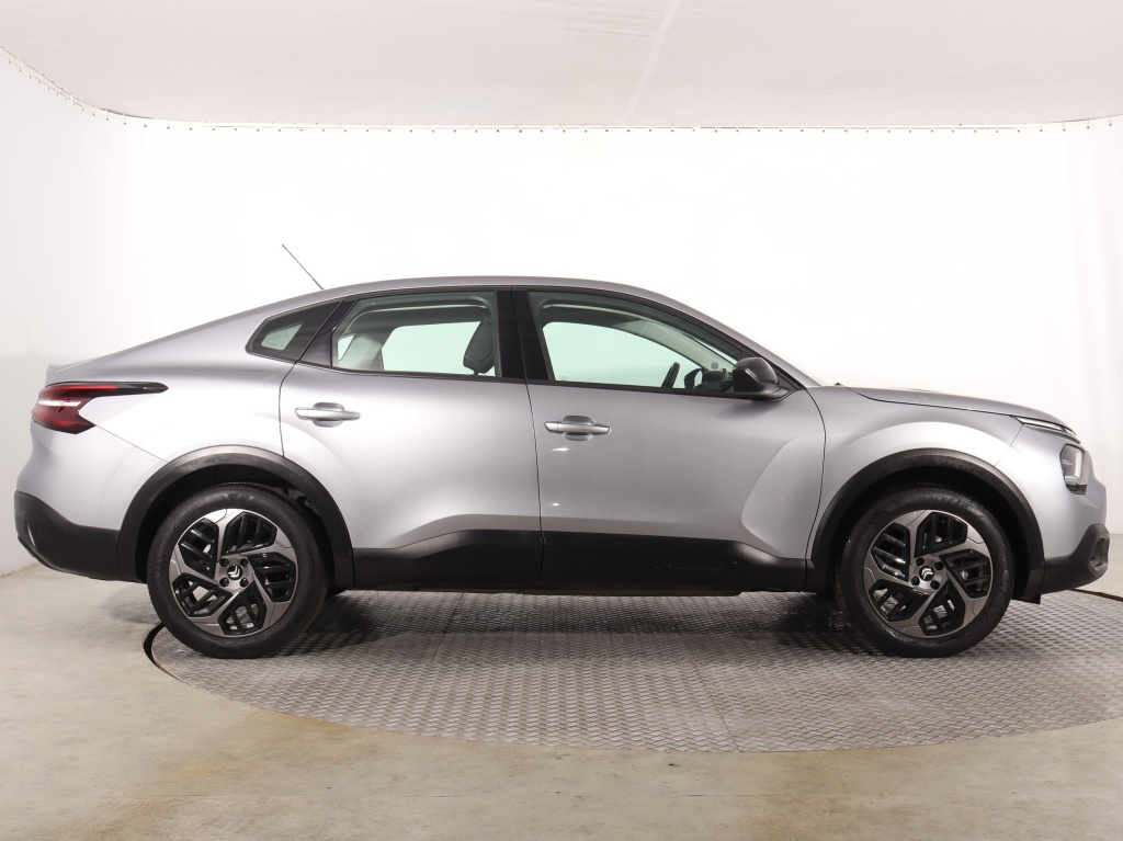 Citroen C4 X