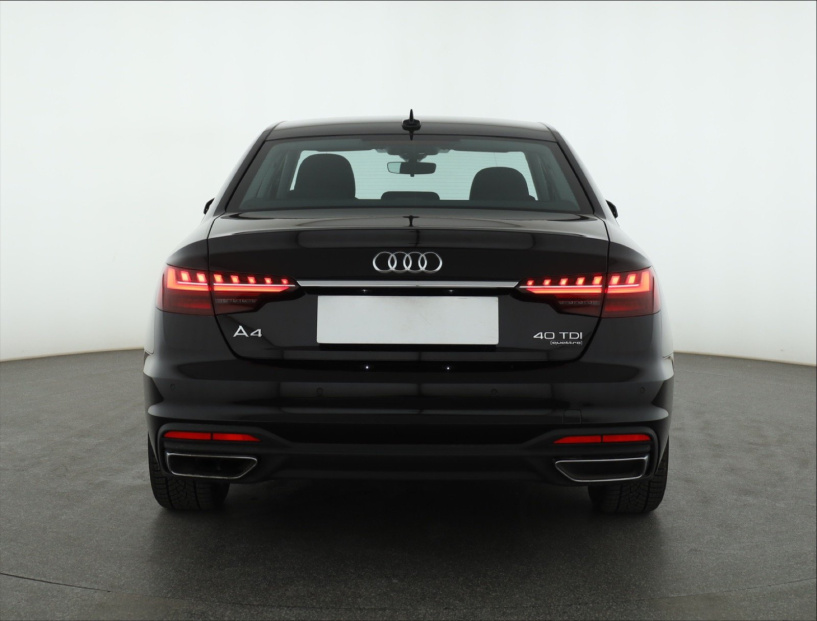 Audi A4, 2022