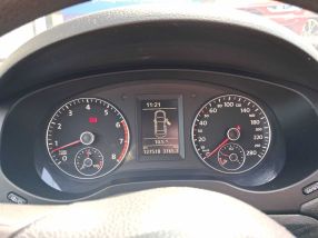 Volkswagen Jetta - 2012